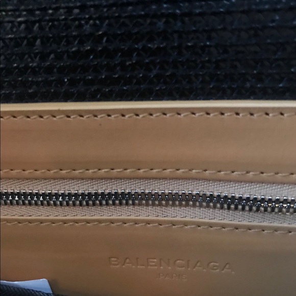 SOLD | Balenciaga Cable Raffia Basket Clutch - Picture 6 of 8